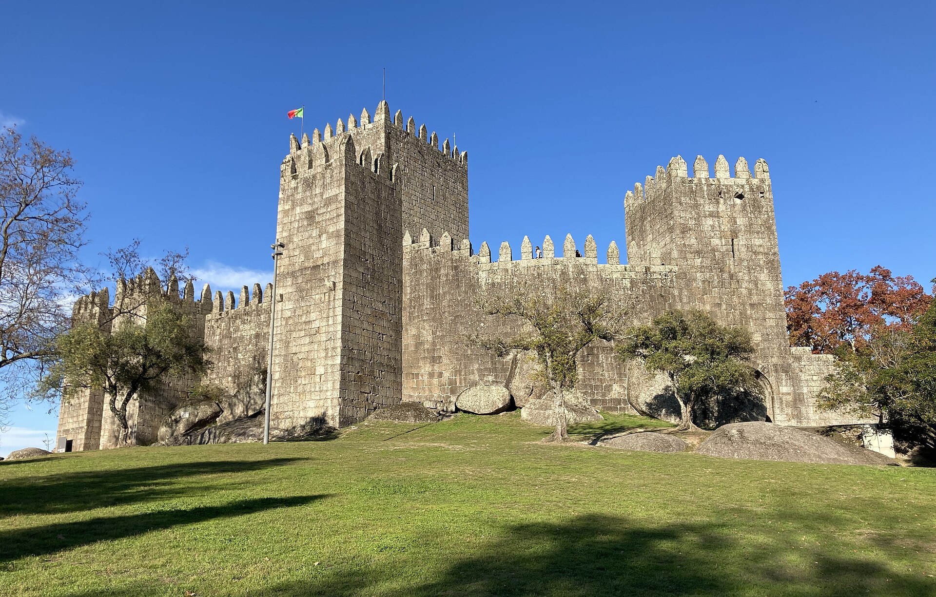 Guimarães Kalesi iç avlusu