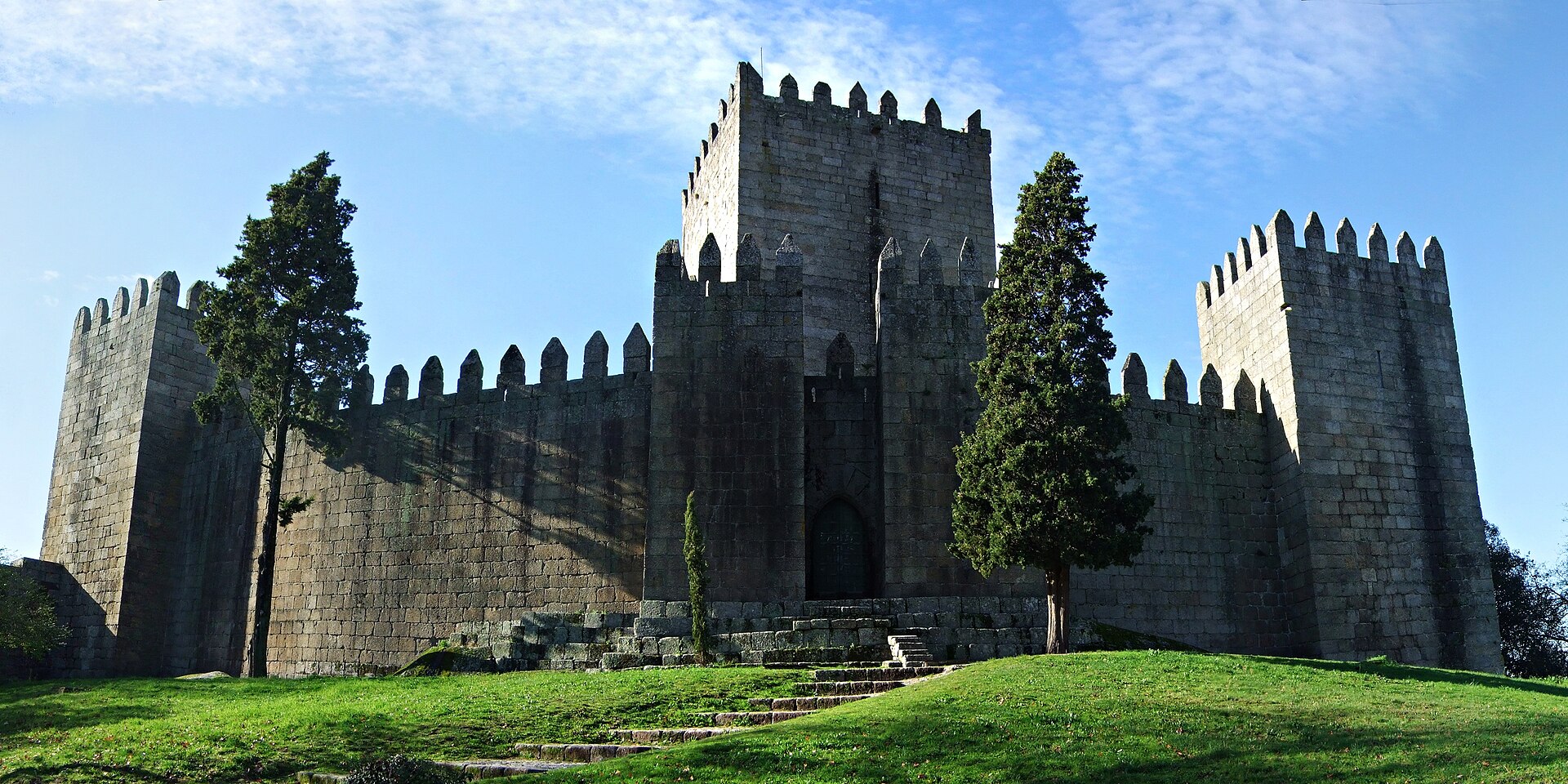 Guimarães Kalesi genel görünüm