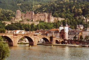 Heidelberg Kalesi ve Neckar Nehri