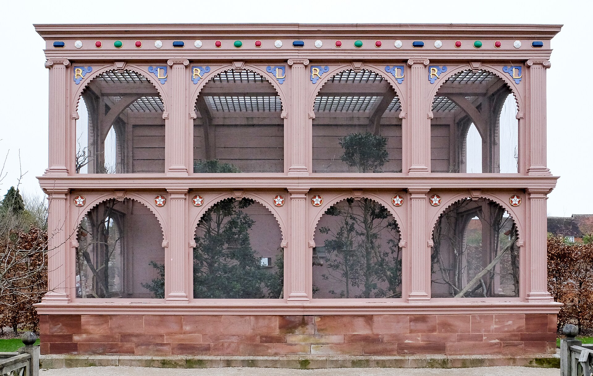 Kenilworth Kalesi Elizabeth bahçesi kuşhane