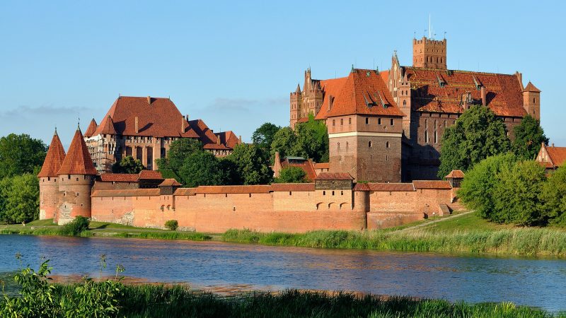 Malbork Kalesi – Dünyanın En Büyük Tuğla Kalesi ve Töton Şövalyeleri’nin Kayıp Başkenti