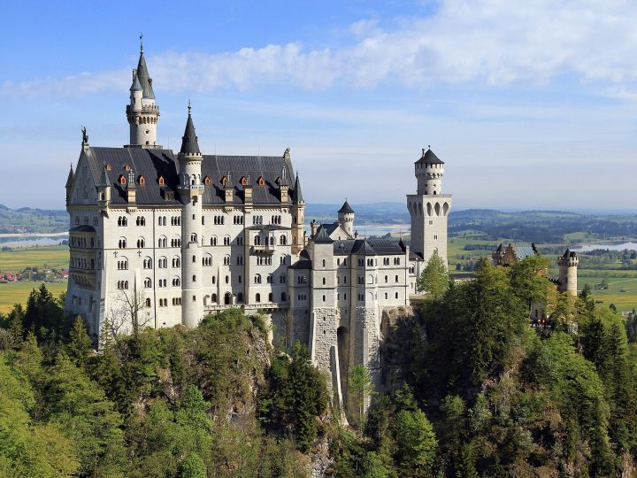 Neuschwanstein: Masal Kralı Ludwig’in Rüyası ve Disney’e İlham Veren Şato