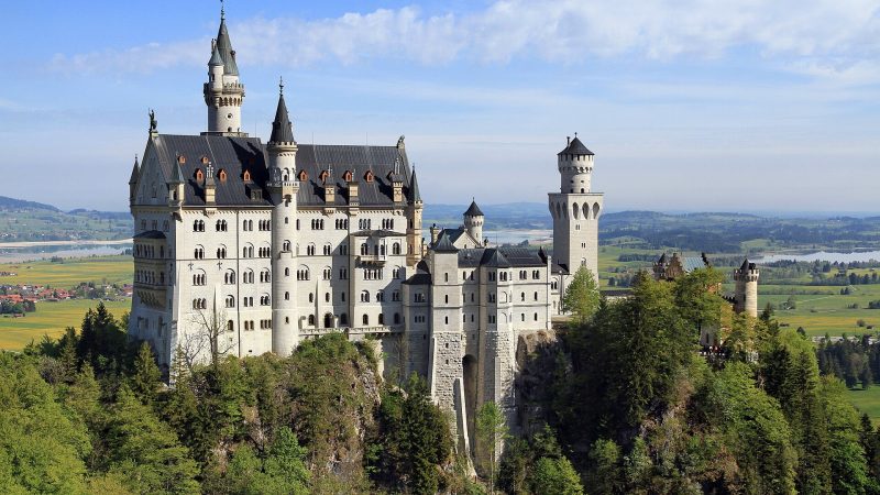 Neuschwanstein: Masal Kralı Ludwig’in Rüyası ve Disney’e İlham Veren Şato
