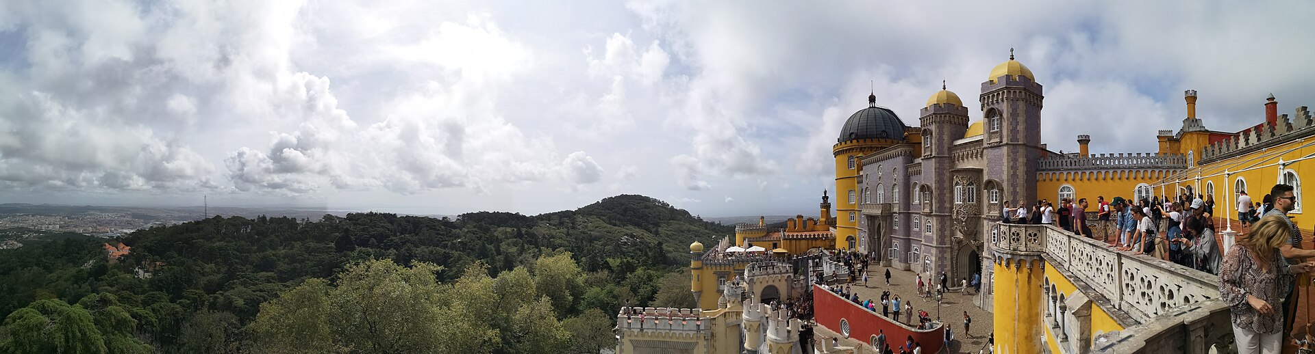 Sintra-Cascais Doğal Parkı içinde Pena Sarayı