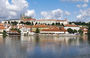 Prag Kalesi ve Vltava Nehri
