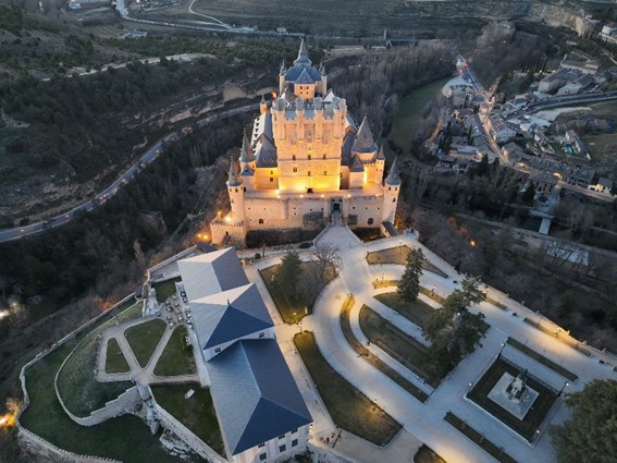 Segovia Alcázar havadan görünüm