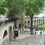 Tower of London surları ve kuleleri