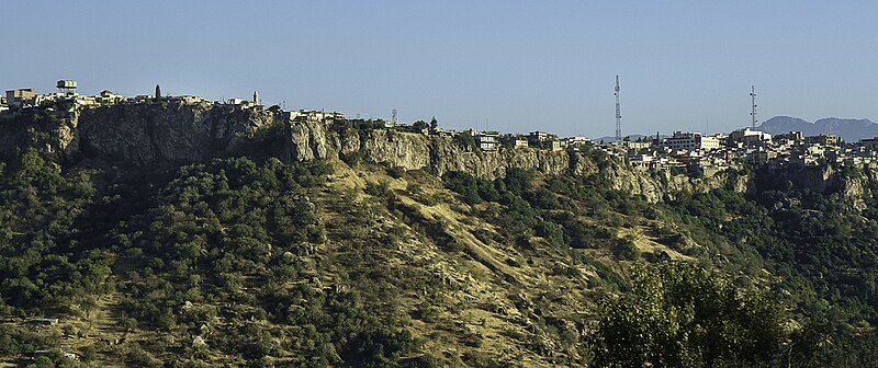 Amadiye Kalesi: Kayalık Tepe Üzerindeki Behdinan Başkenti