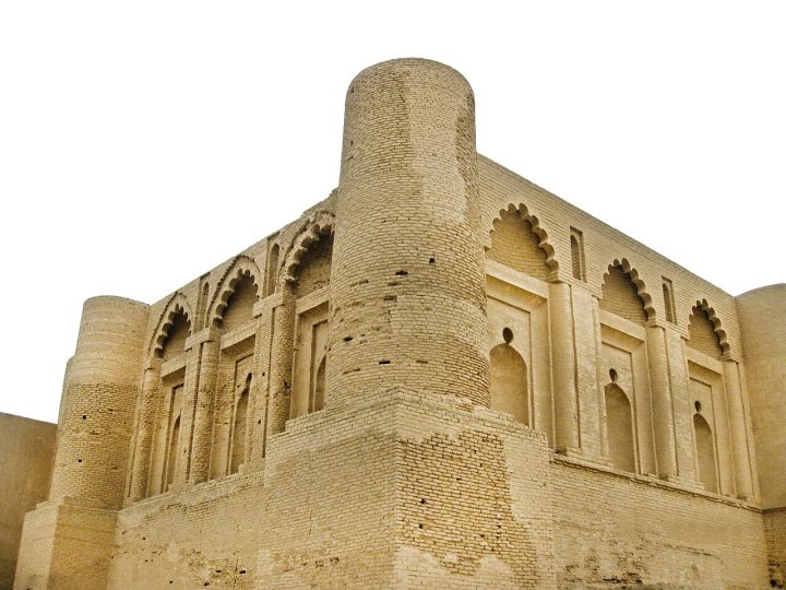 Aşık Sarayı: Samarra’nın Dicle Kıyısındaki Kale Görünümlü Abbasi Sarayı