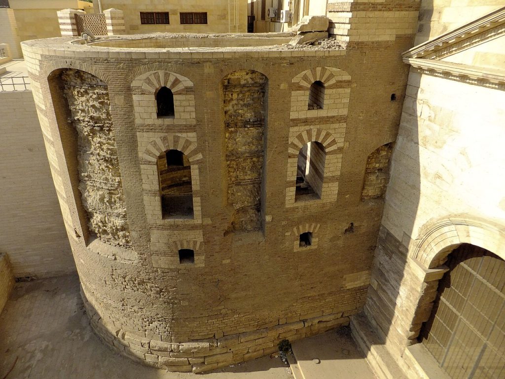 Babilon Kalesi kapı kalıntıları