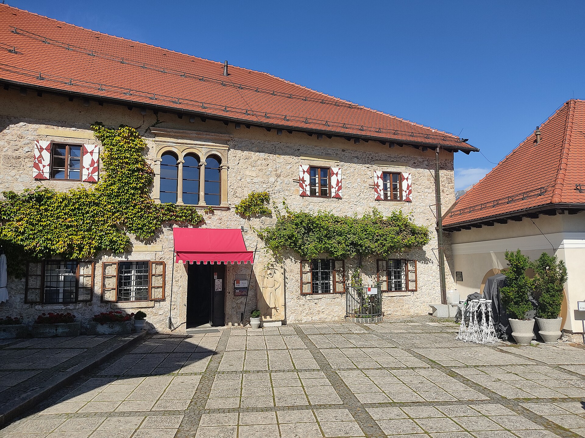 Bled Kalesi müzesi