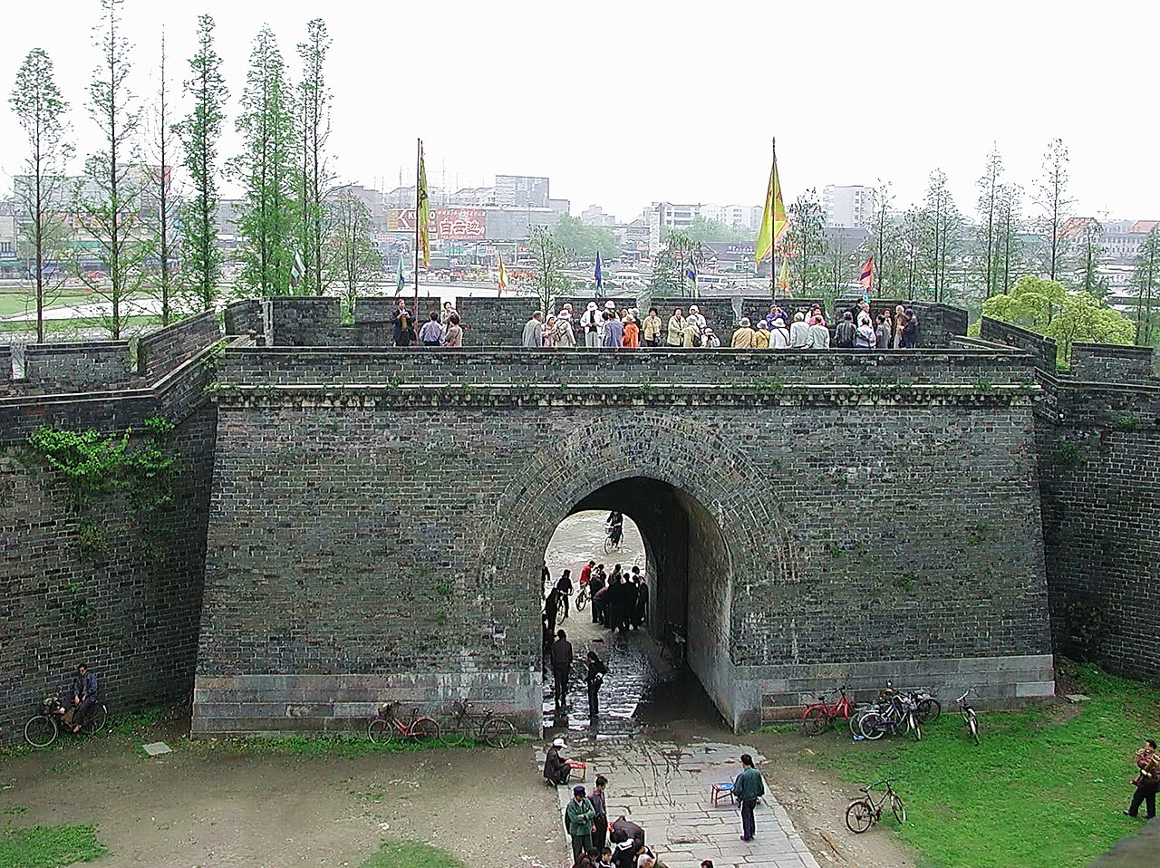 Cingcou eski şehir surları