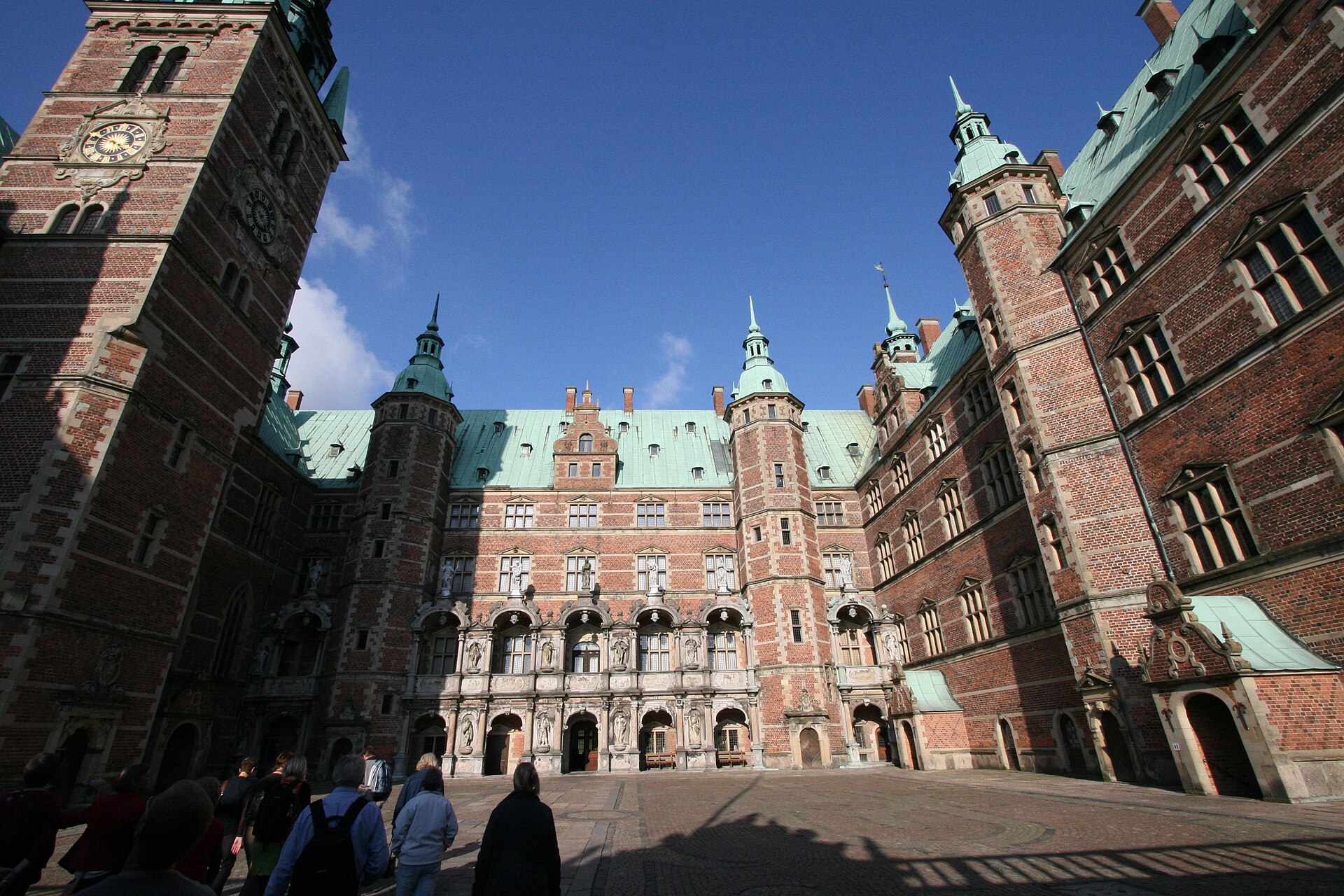 Frederiksborg Kalesi iç avlusu