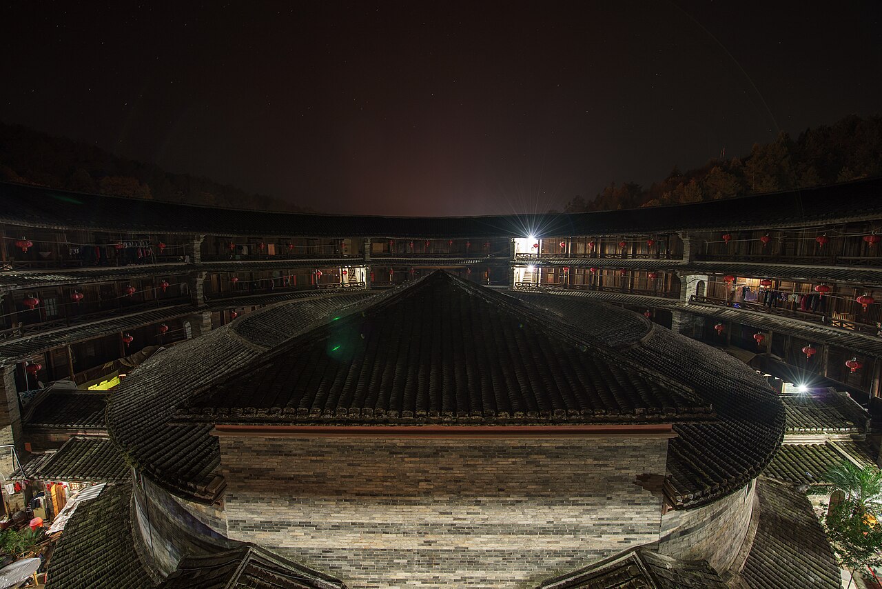 Zhencheng Lou'nun içi