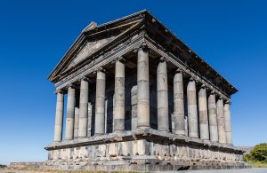 Garni Tapınağı