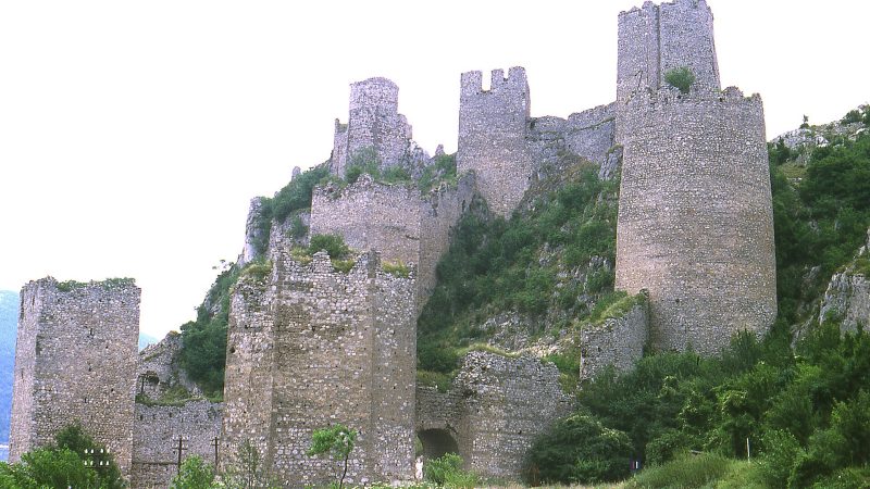 Golubac Kalesi: Tuna’nın Demir Kapısındaki Güvercinlik