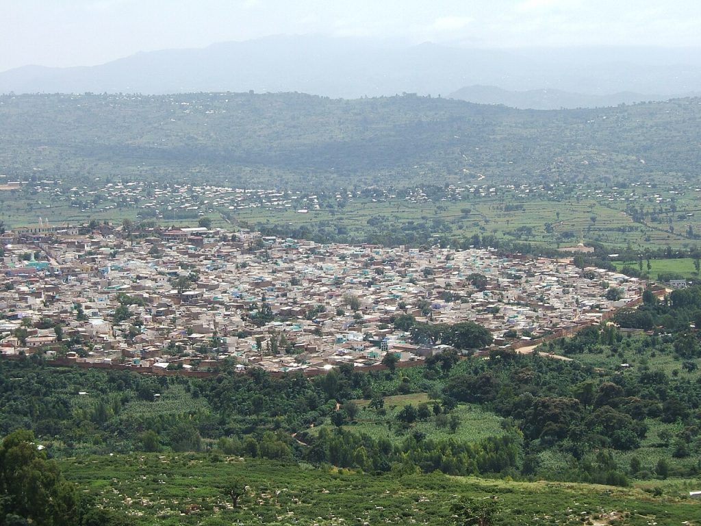 Surlarla çevrili Harar şehri