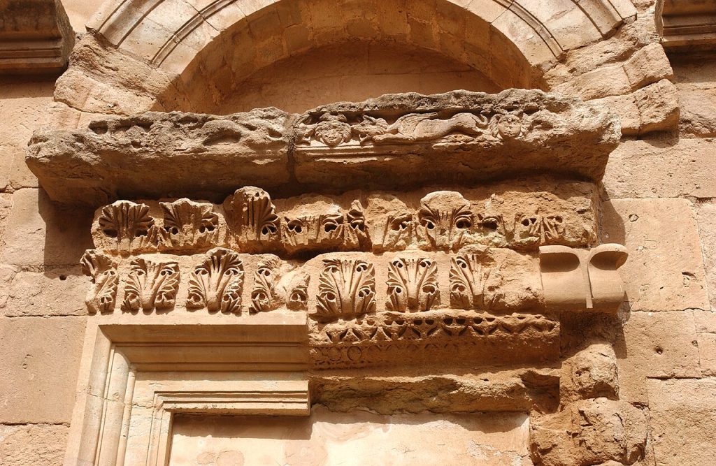 Hatra büyük tapınak kalıntıları