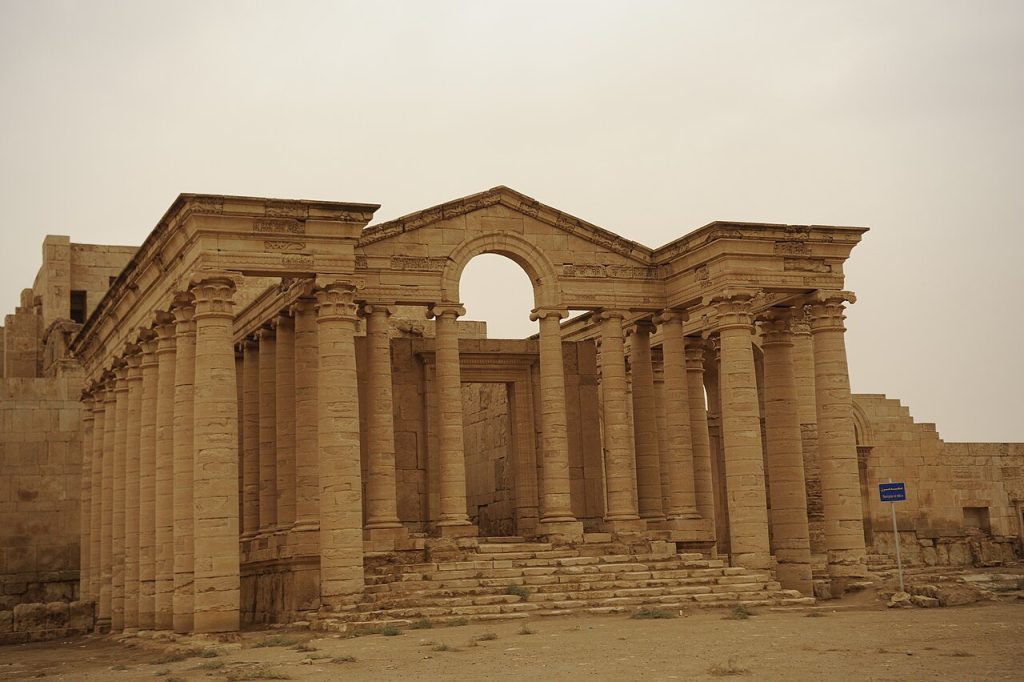 Hatra taş işçiliği