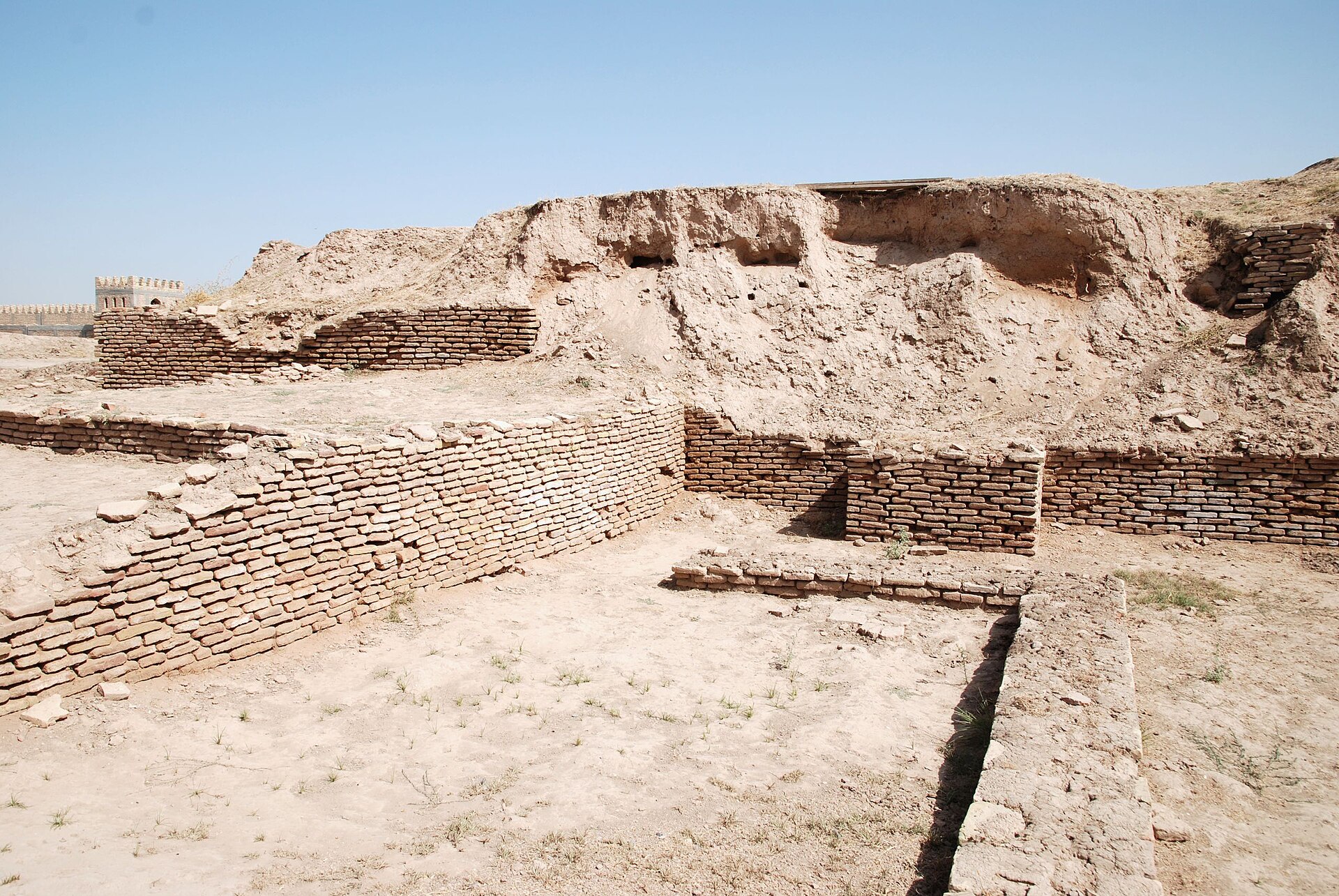 Hulbuk güney sarayı