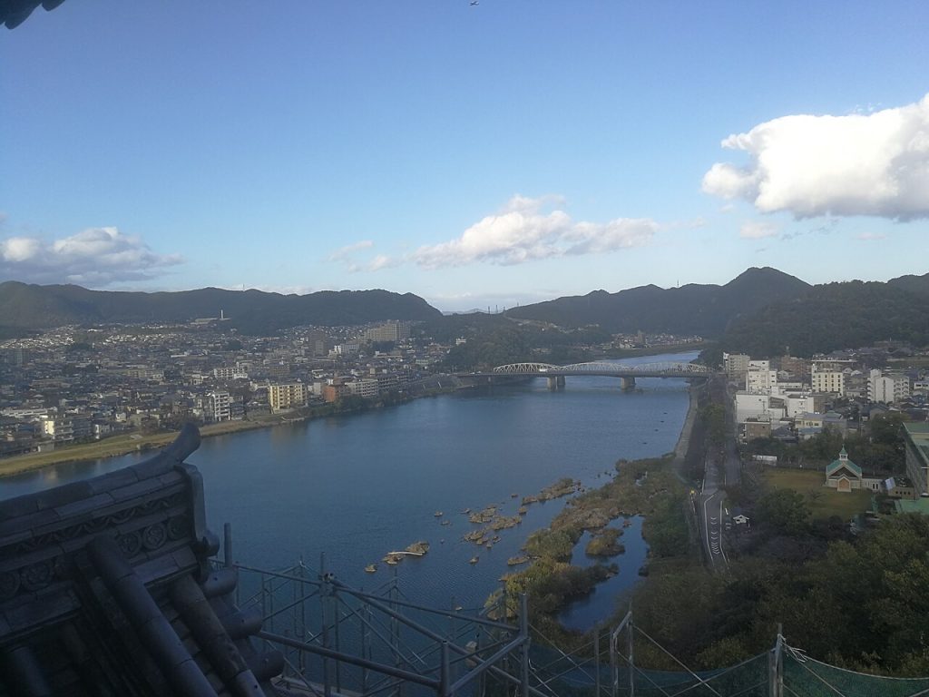 Inuyama Kalesi manzarası