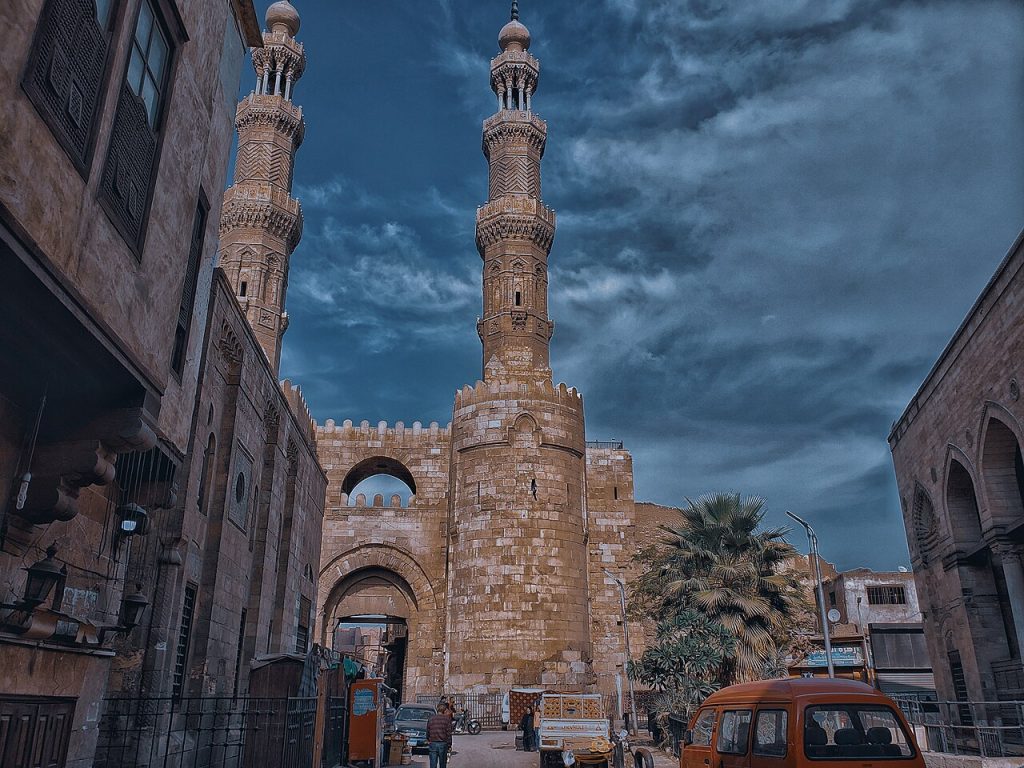 Bab Zuveyle ve minareleri, Kahire