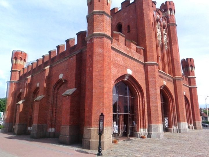 Kaliningrad (Königsberg) Kaleleri: Kapılar, Kuleler ve Kale Halkası