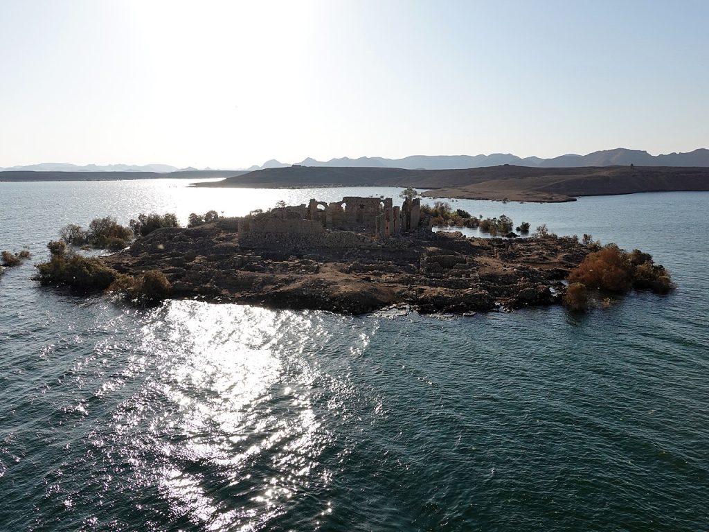 Kasr İbrim'in surları