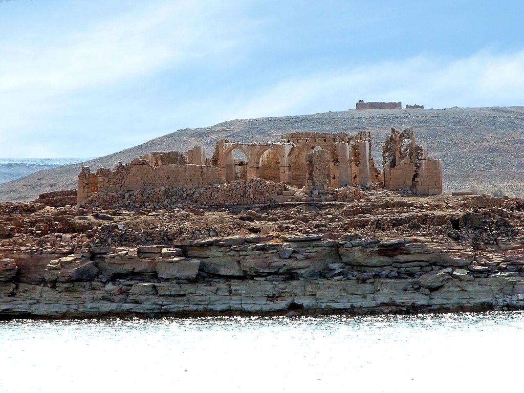 Nasır Gölü'nden Kasr İbrim