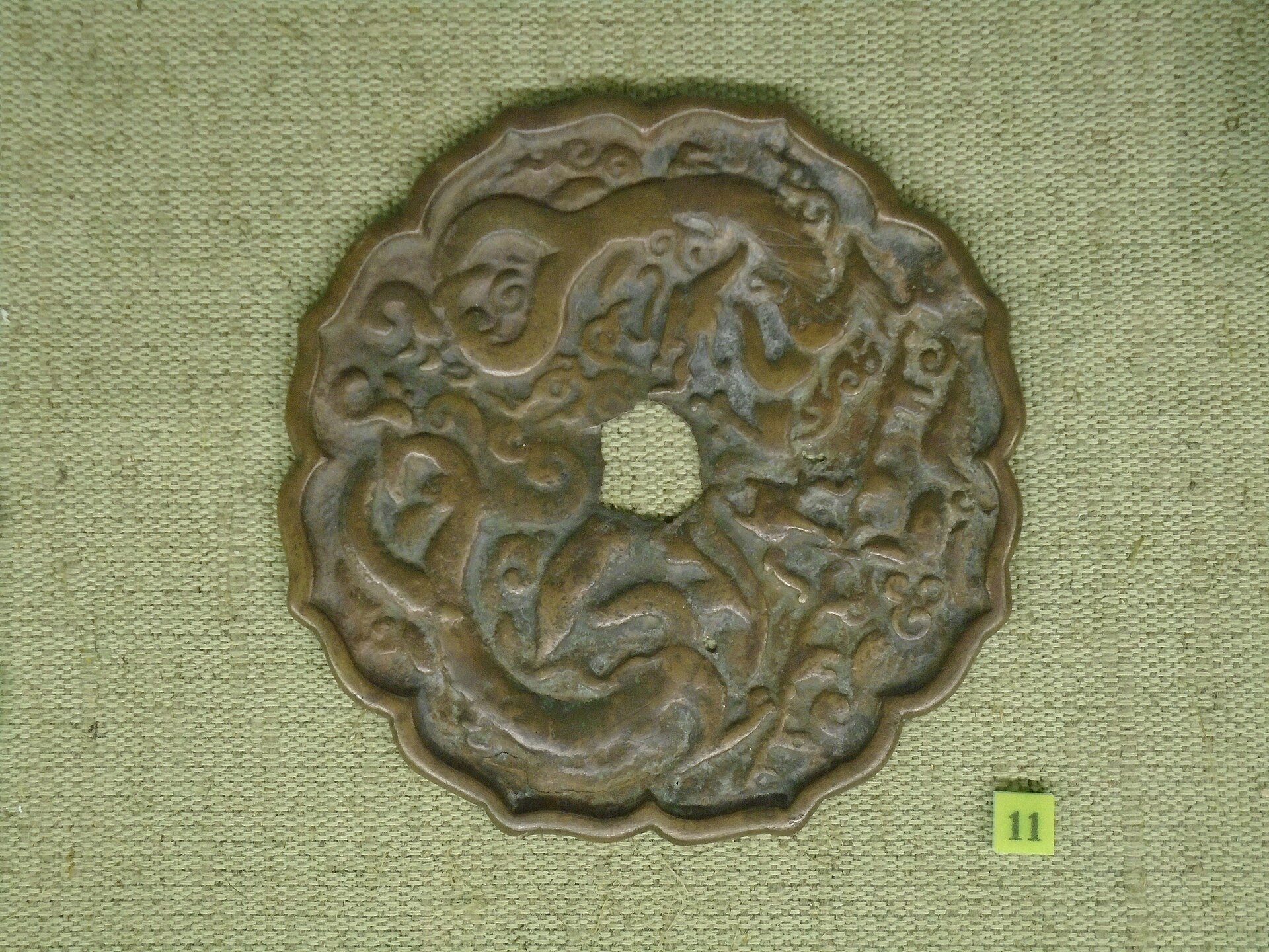 Kültöbe bronz ayna