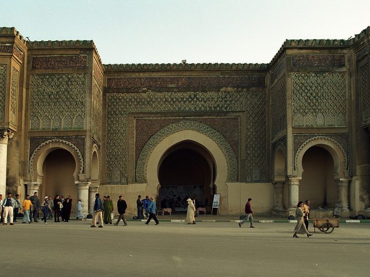 Meknes Surları ve Bab Mansur Kapısı
