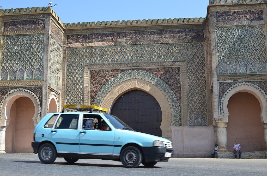 Bab Mansur yakın görünüm
