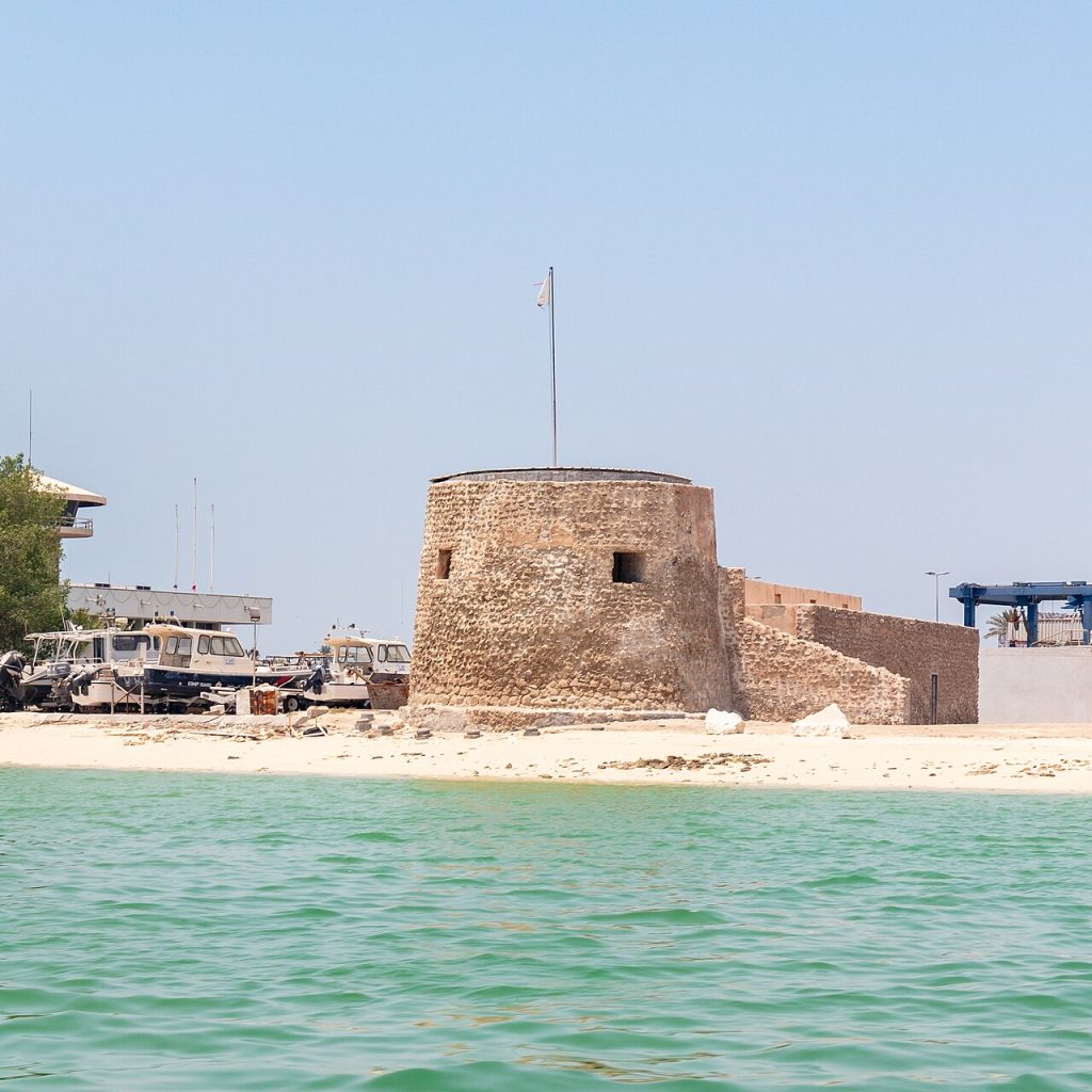 Bu Mahir Kalesi, Muharrak