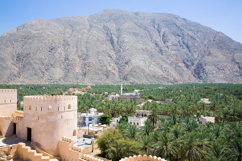 Nahal Kalesi kayalık tepe üzerinde