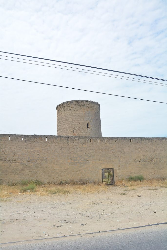 Nardaran Kalesi burçları