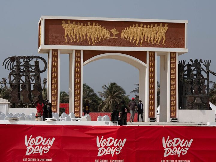 Ouidah ve Abomey: Dönüşü Olmayan Kapı ve Kraliyet Sarayları
