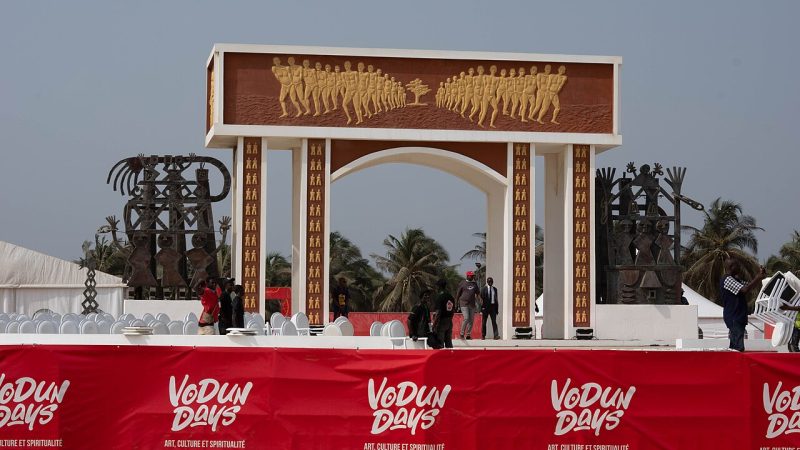 Ouidah ve Abomey: Dönüşü Olmayan Kapı ve Kraliyet Sarayları