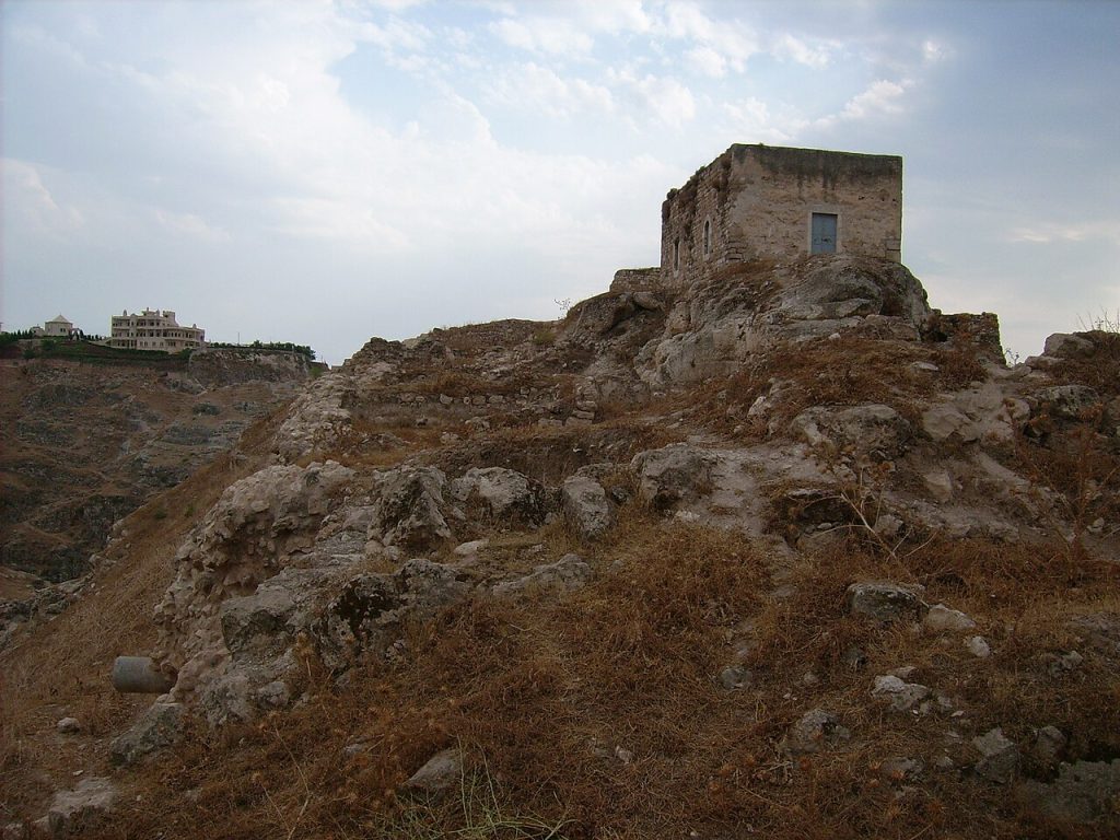 Şayzar Kalesi orta kulesi