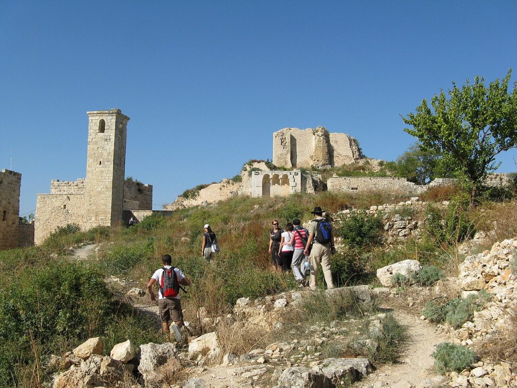Selahaddin Kalesi ve vadi