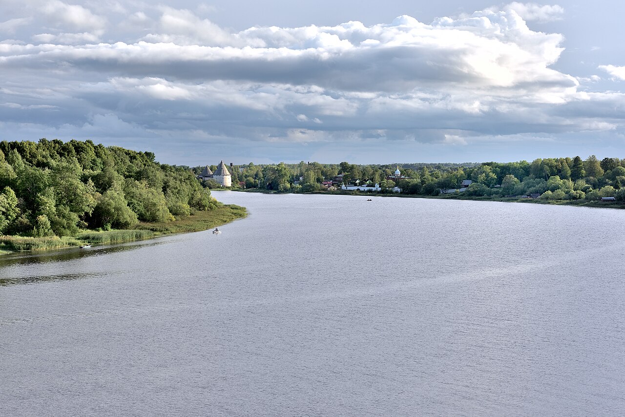Volhov Nehri panoraması