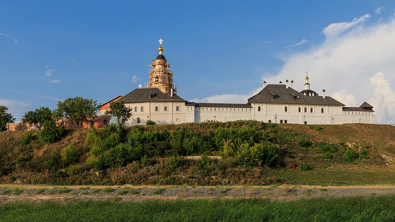 Sviyajsk Uspenski Manastırı
