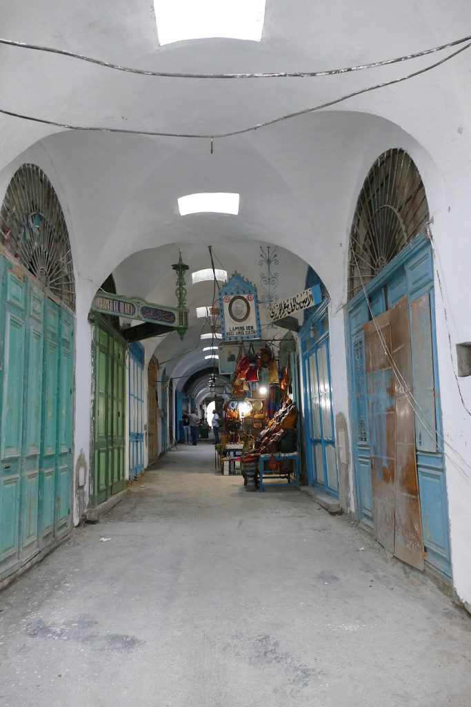 Tunus medinesi çarşı