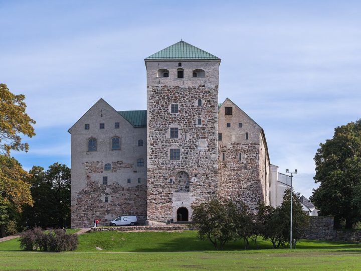 Turku Kalesi: Aura Nehri Ağzındaki Yedi Yüzyıllık Fin Kalesi