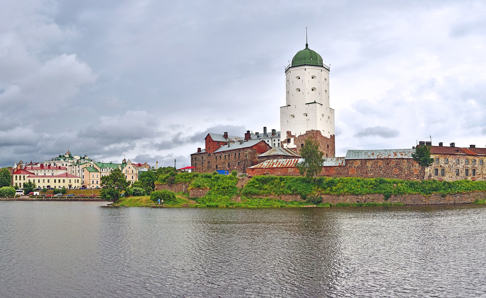 Vyborg Kalesi avlusu